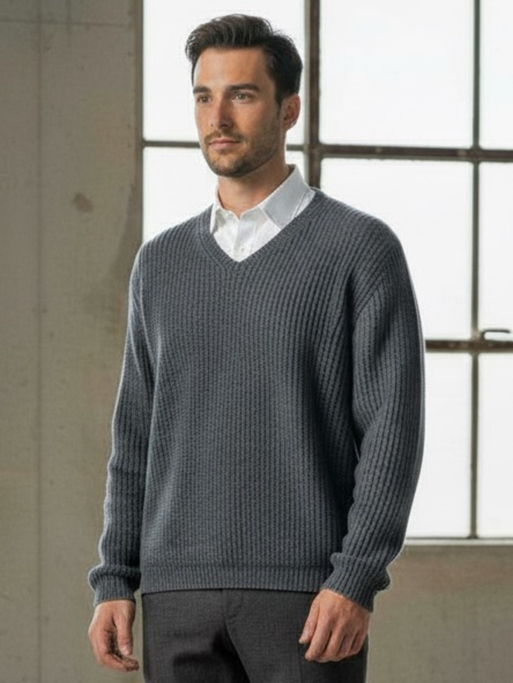 Banana Republic Men’s Vintage V-Neck Sweater L Wool Silk Cotton Quiet Luxury